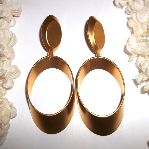 Vintage Gold Hoop Earring Retro Statement Post Stud Jewelry for Women Drop C462 - Picture 1 of 6